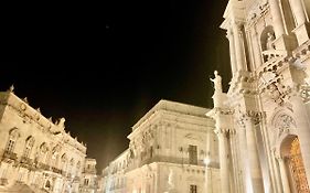 LEMON SUITE Ortigia